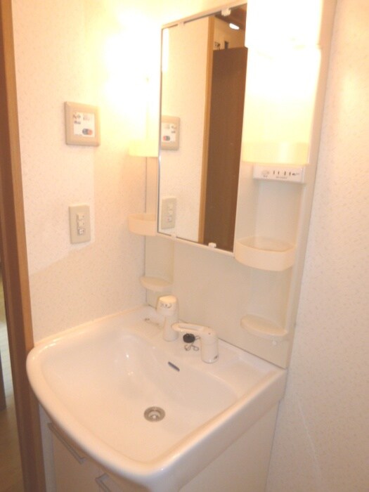 物件内観写真12　(洗面)