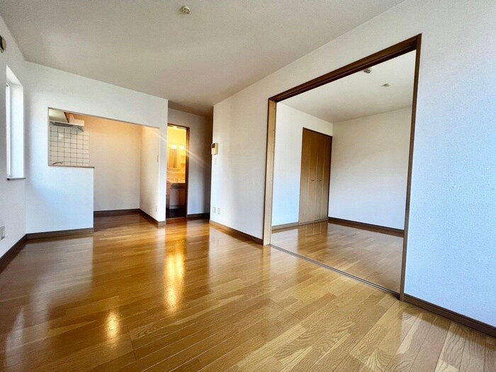 物件内観写真8　(居室)