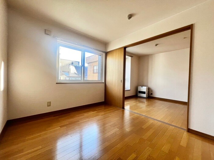 物件内観写真11　(居室)