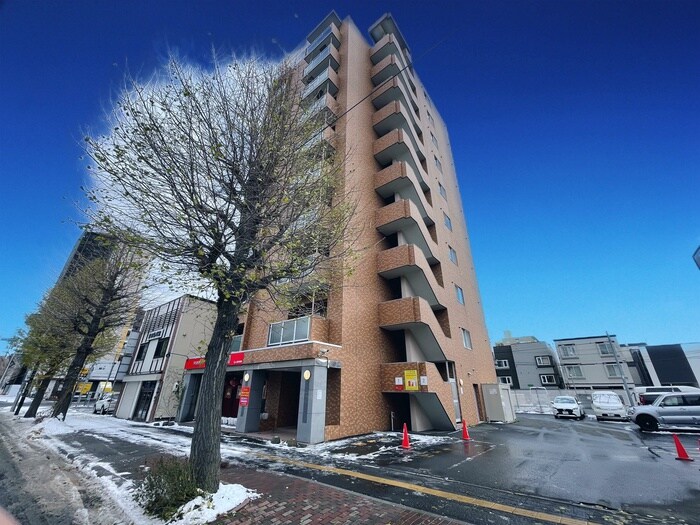 物件外観写真1　(外観写真)