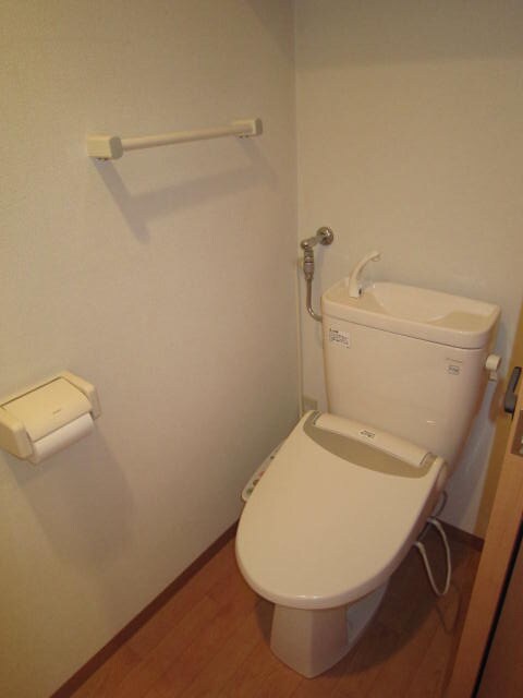 物件内観写真13　(トイレ)