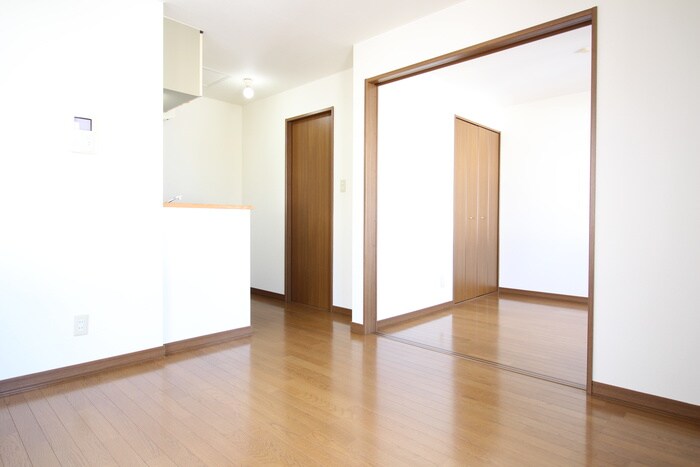 物件内観写真9　(居室)