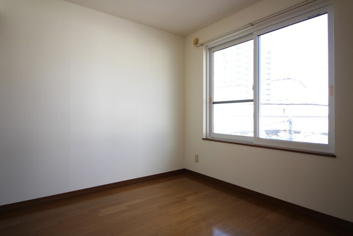 物件内観写真12　(居室)