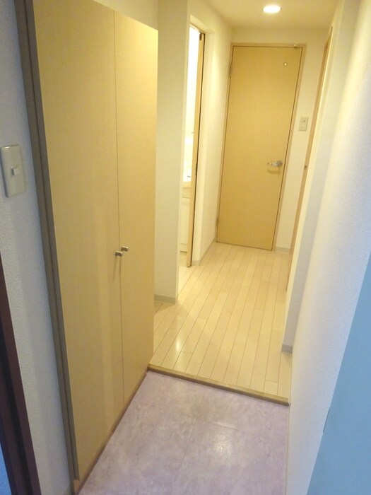 物件内観写真22　(玄関)