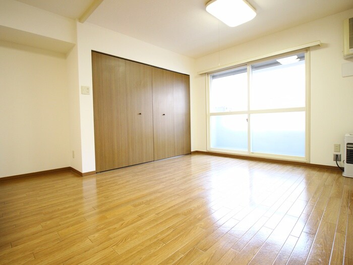 物件内観写真5　(居室)