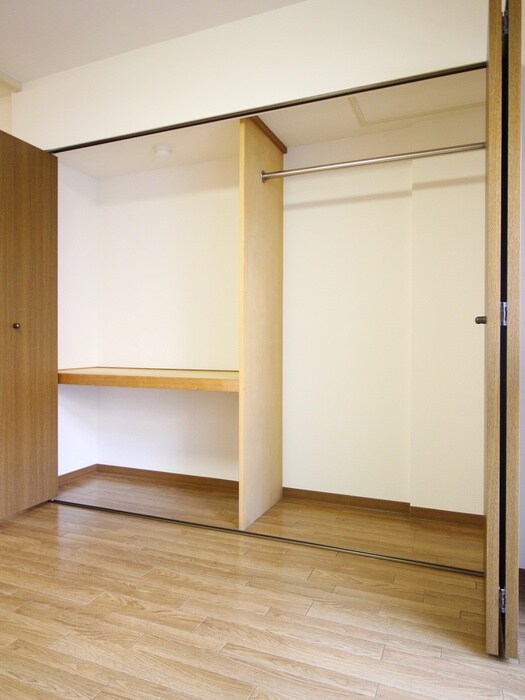 物件内観写真8　(洗面)