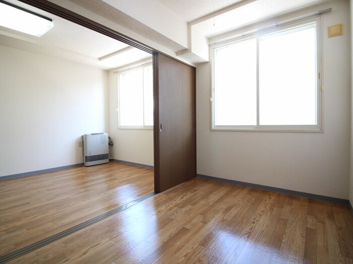 物件内観写真10　(居室)