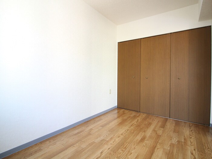 物件内観写真12　(居室)