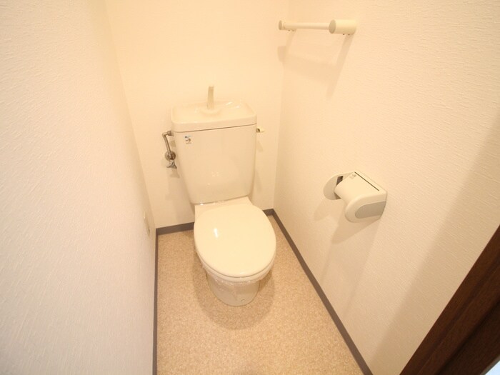 物件内観写真17　(トイレ)