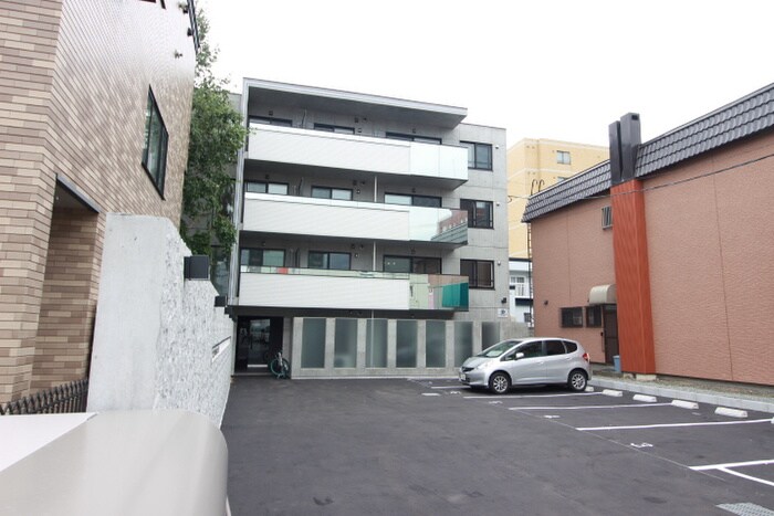 物件外観写真3　(外観写真)