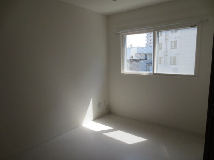 物件内観写真11　(居室)