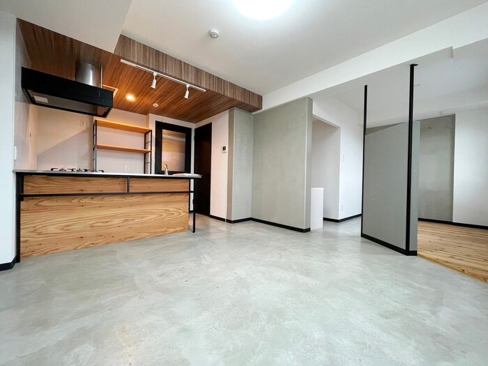 物件内観写真8　(居室)