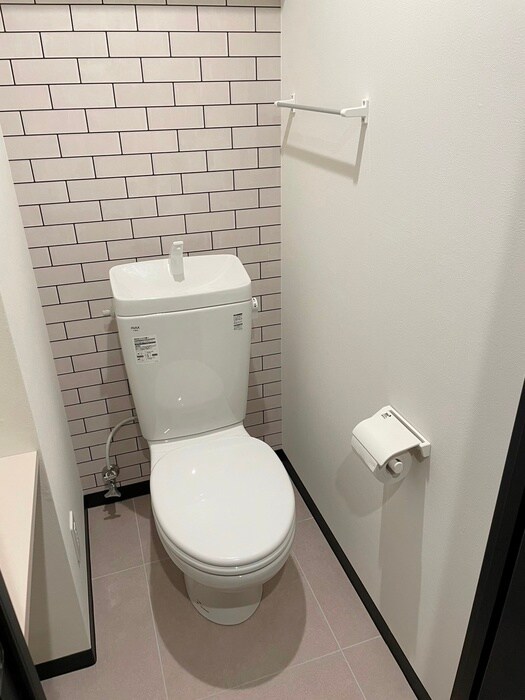 物件内観写真15　(トイレ)