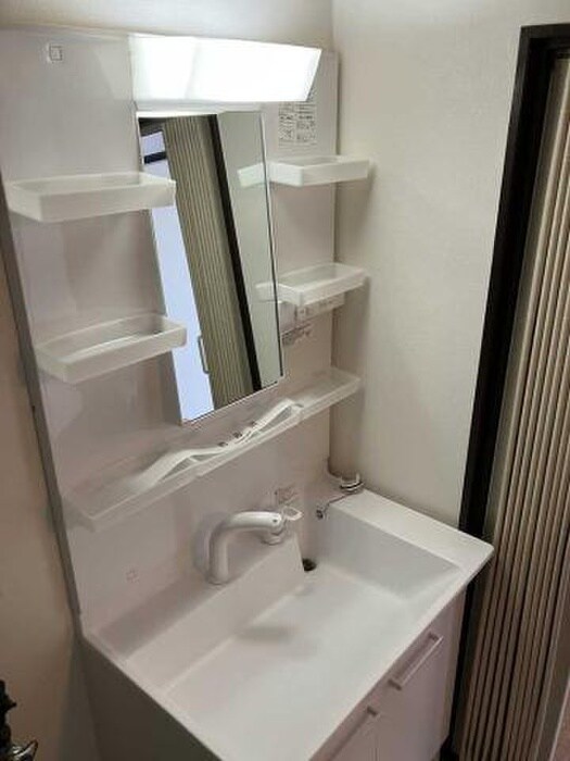 物件内観写真10　(洗面)