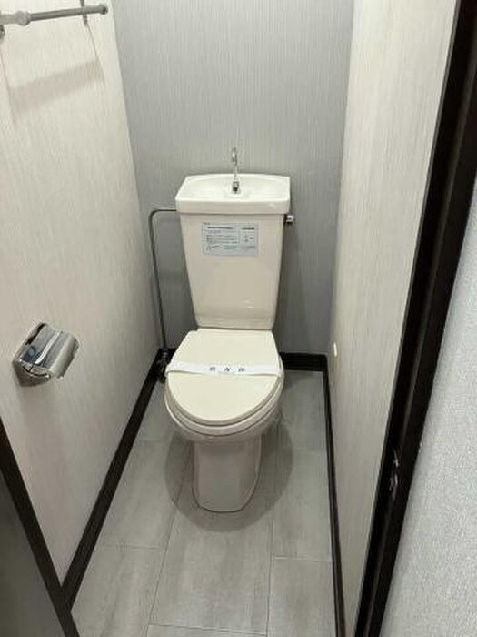 物件内観写真12　(トイレ)