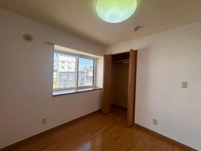 物件内観写真10　(居室)