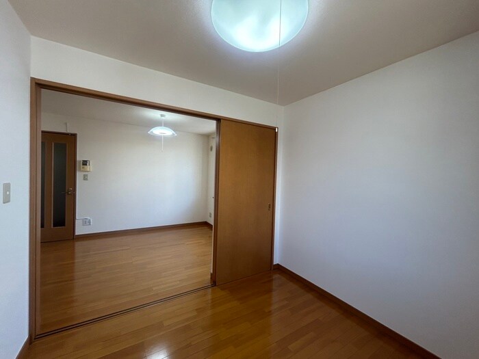 物件内観写真12　(居室)