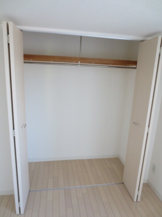 物件内観写真11　(収納)