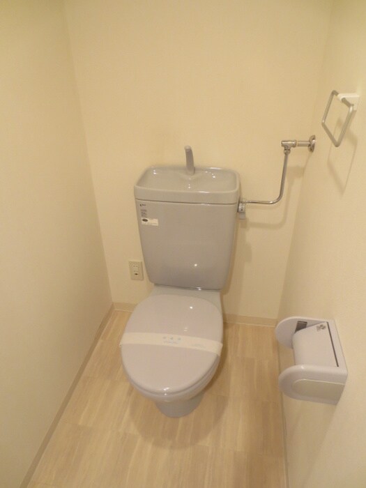 物件内観写真15　(トイレ)