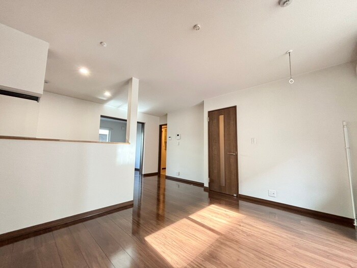 物件内観写真9　(居室)