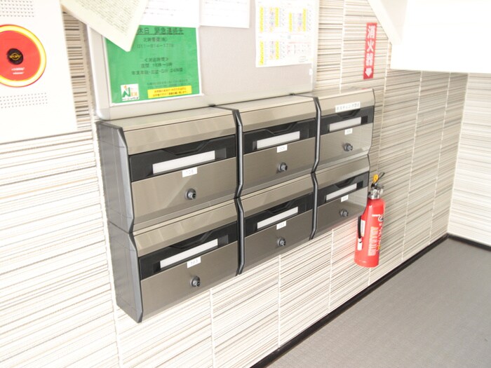 物件外観写真4　(建物設備)