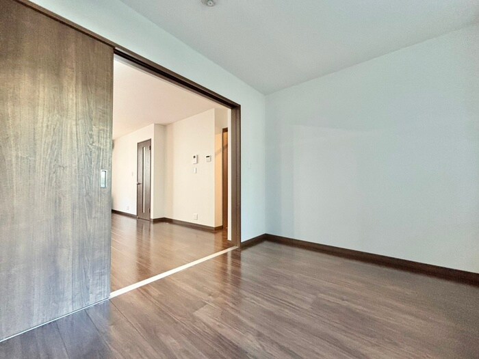 物件内観写真13　(居室)