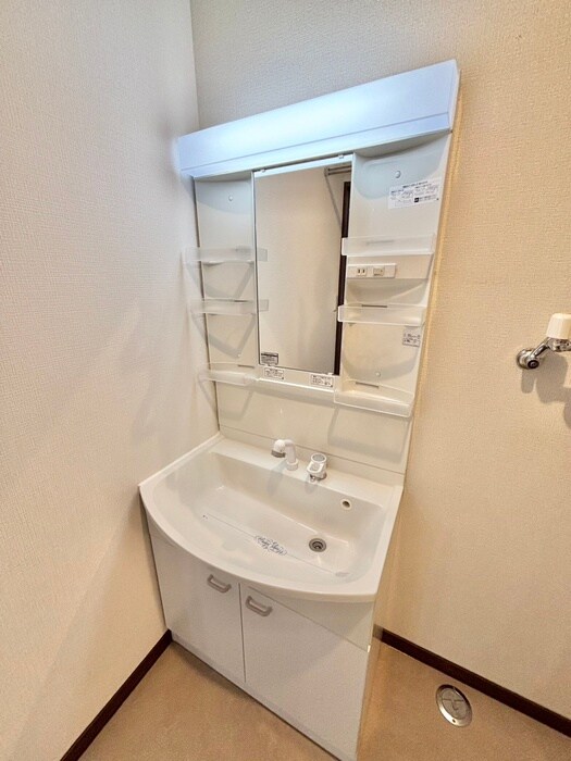 物件内観写真16　(洗面)