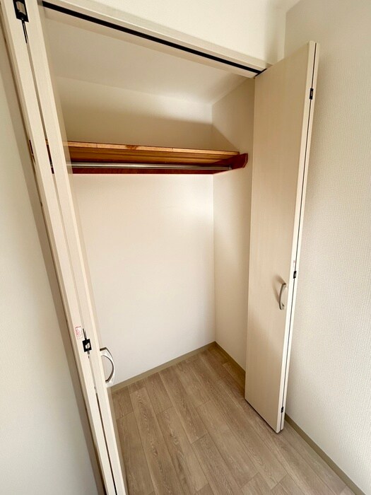 物件内観写真15　(収納)