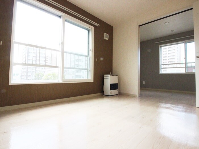 物件内観写真21　(居室)