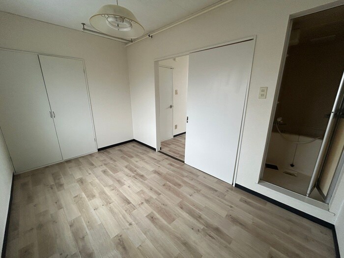 物件内観写真9　(居室)