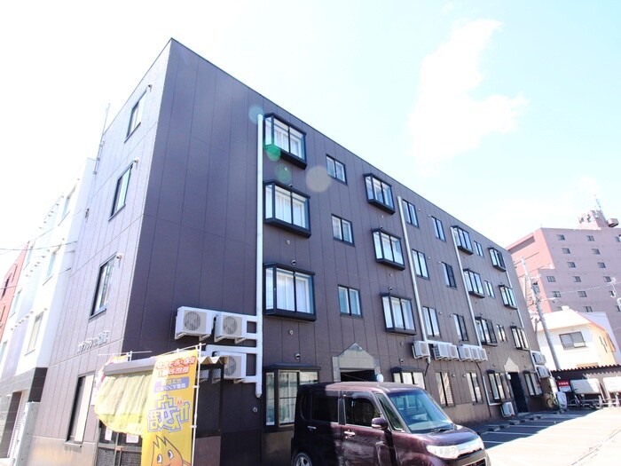 物件外観写真1　(外観写真)