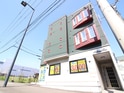 ヒルズドーム前