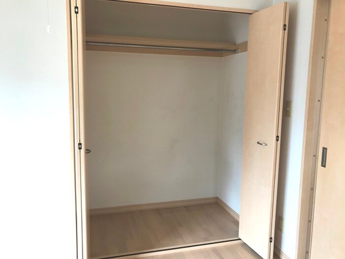 物件内観写真13　(収納)