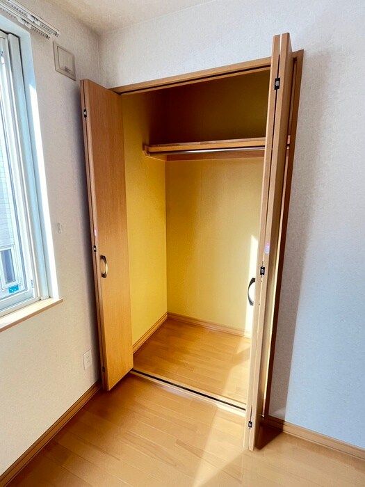 物件内観写真16　(収納)