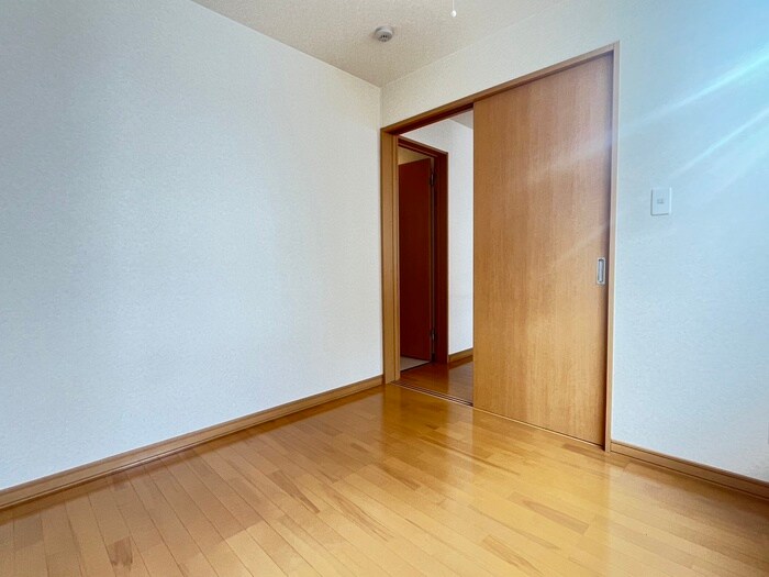 物件内観写真17　(居室)