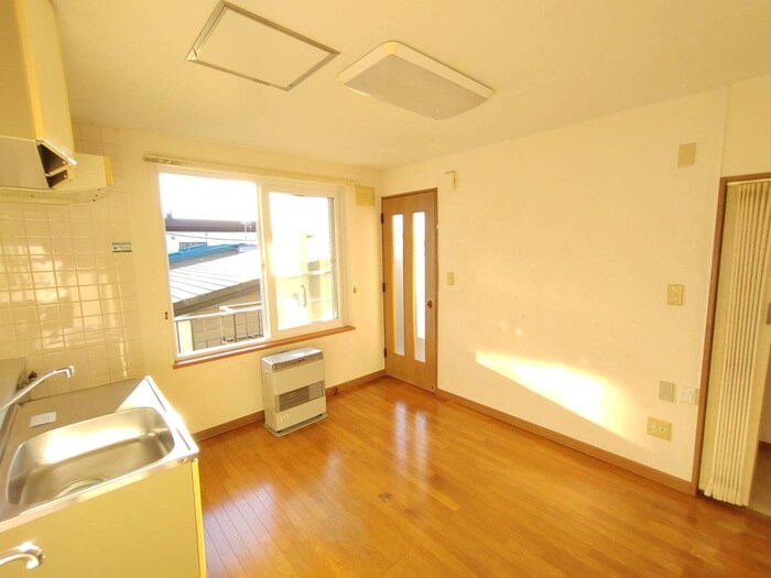 物件内観写真10　(居室)