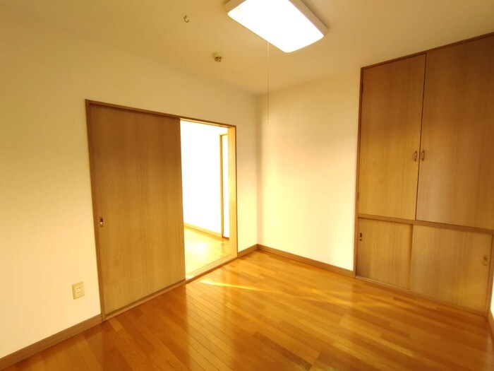 物件内観写真12　(居室)