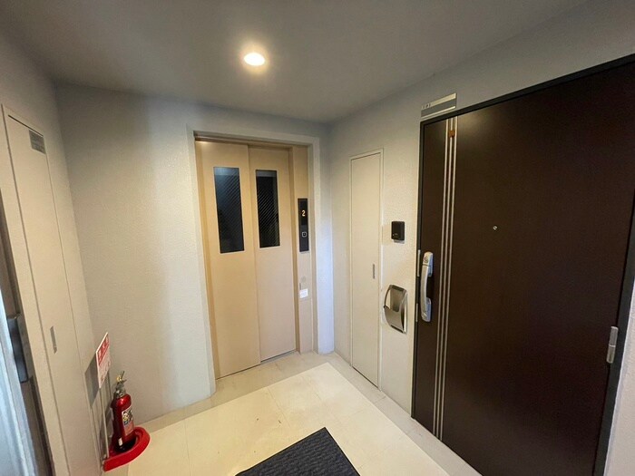 物件外観写真6　(建物設備)