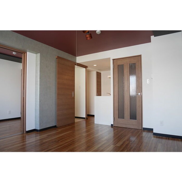 物件内観写真8　(居室)