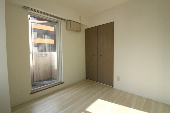 物件内観写真11　(居室)