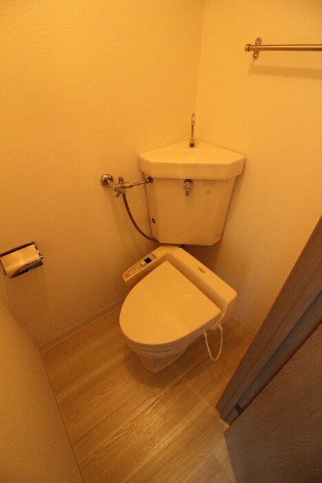 物件内観写真15　(トイレ)