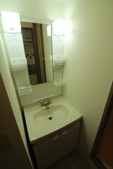 物件内観写真16　(洗面)