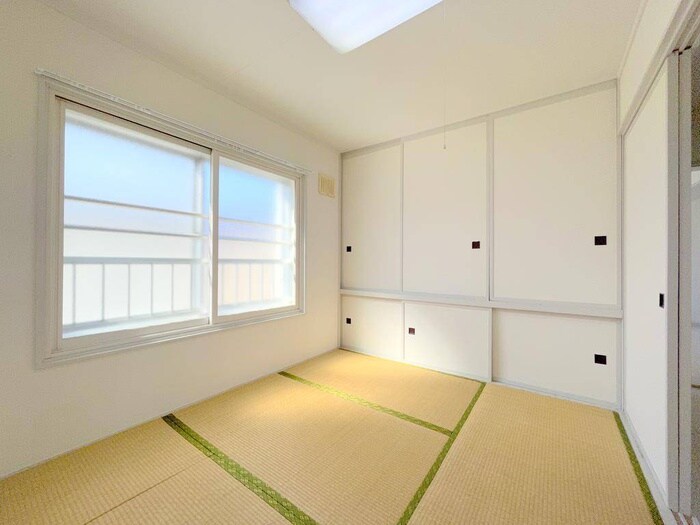 物件内観写真9　(居室)