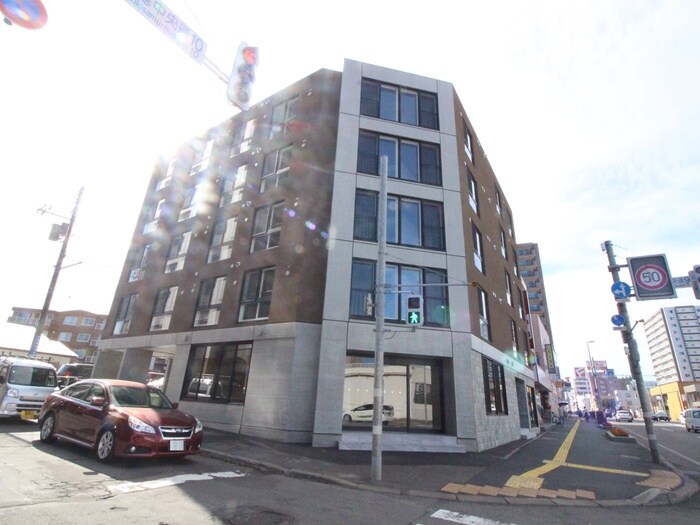 物件外観写真2　(外観写真)