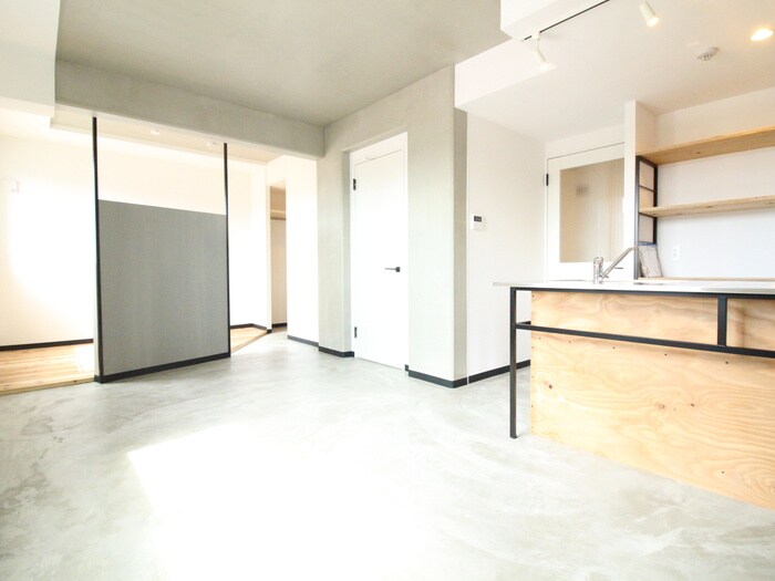 物件内観写真8　(居室)