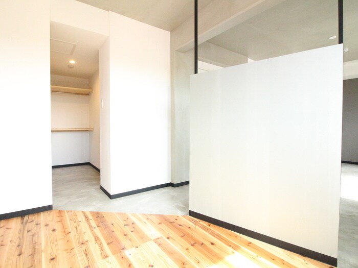 物件内観写真10　(居室)