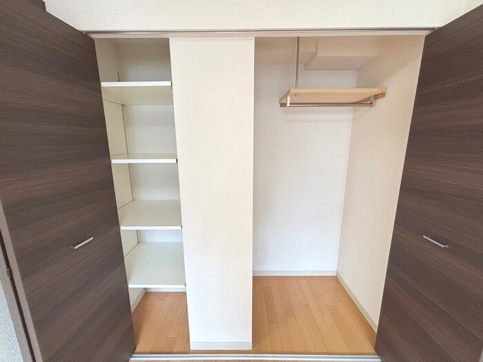 物件内観写真12　(収納)