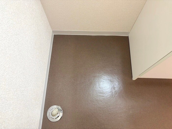 物件内観写真19　(洗濯機置場)