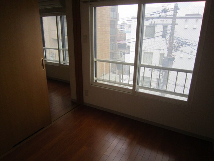 物件内観写真12　(居室)