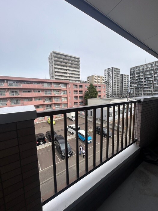 物件内観写真16　(ベランダ・バルコニー)